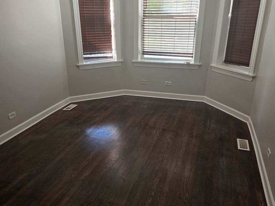 2nd image of 7131 S Champlain Ave #2