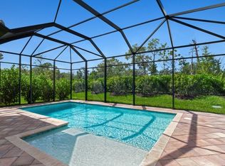 4376 Aurora St, Naples, FL 34119