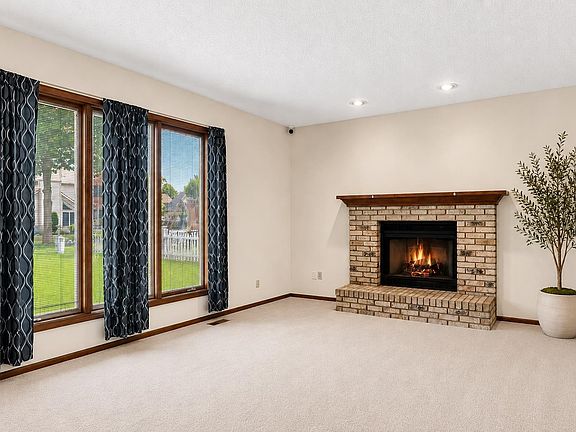 4th image of 2326 Kerrigans Way