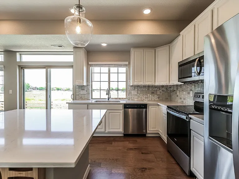 10243 Yampa Ct — Photo 11