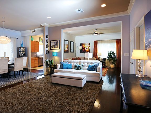 3rd image of 14315 Magnolia Blvd #101