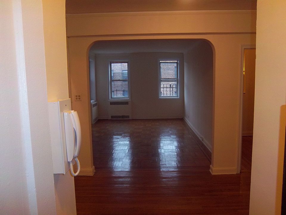 1st image of 4340 Judge St APT 1