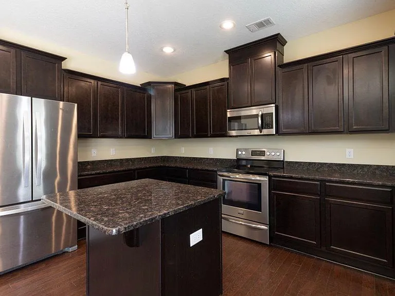 7294 San Vista Dr — Photo 3
