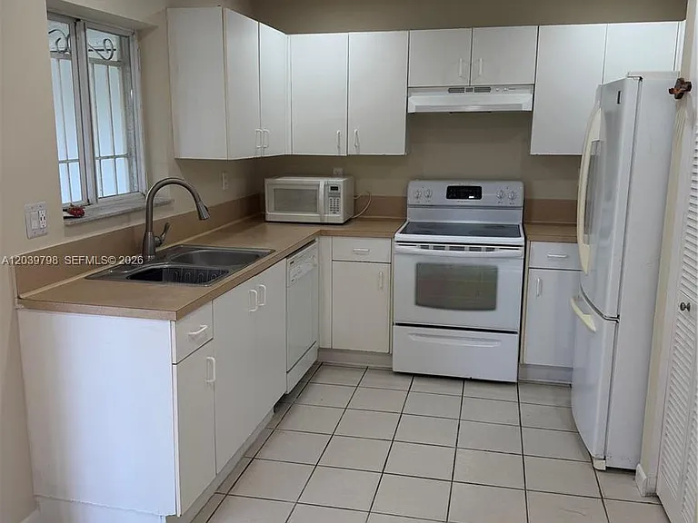 17740 SW 103rd Ave — Photo 48