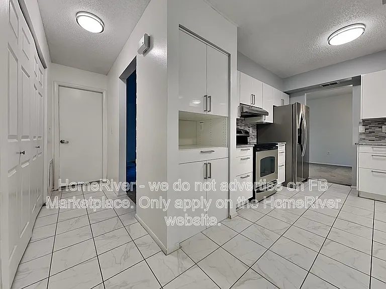 4657 Robin Ave — Photo 10
