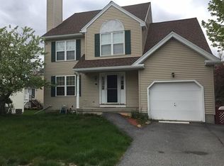 9 Peterson Rd, North Andover, MA 01845
