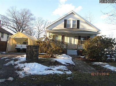 3rd image of 46372 Wyoming Ave