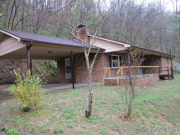1st image of 406 Mountain View Dr