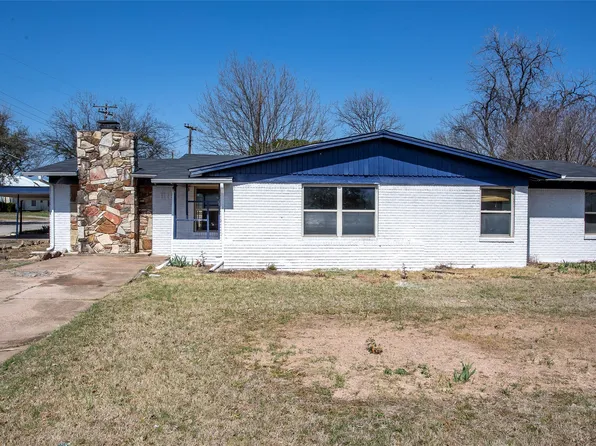 1116 W Howard St, Olney, TX 76374