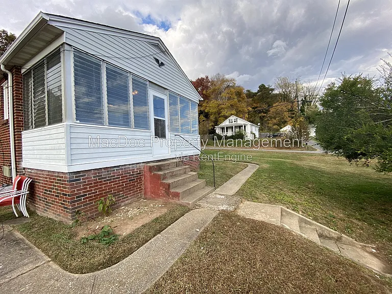 181 Truslow Rd #1 — Photo 17