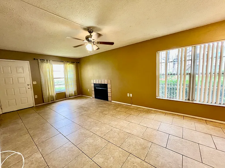 14411 Hanging Moss Cir #102 — Photo 6