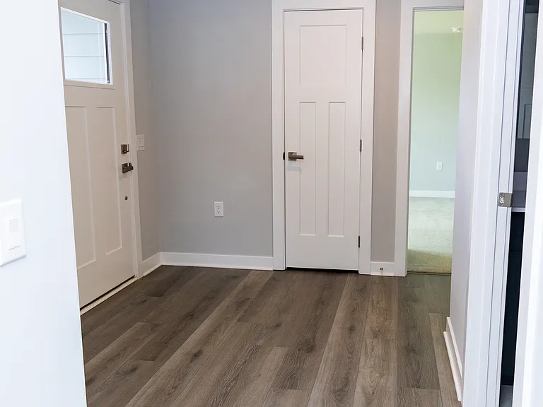 3093 Edgehill Dr — Photo 10