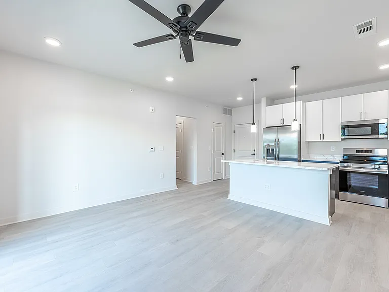 Heritage Rise Residences — Photo 10