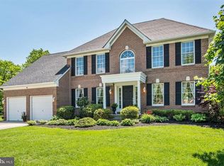 4 Kirkwood Dr, Mount Laurel, NJ 08054
