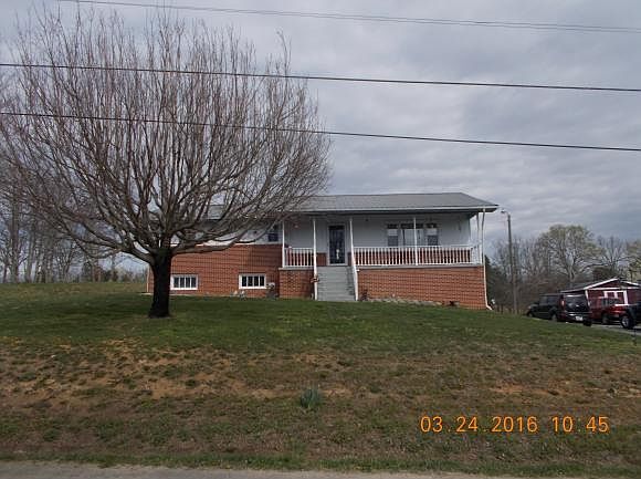 1st image of 141 Cedar Hills Ln