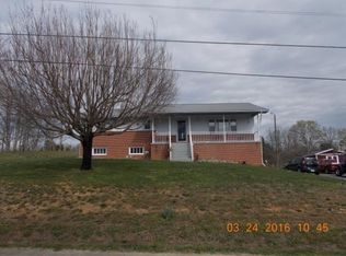 141 Cedar Hills Ln, Rogersville, TN 37857