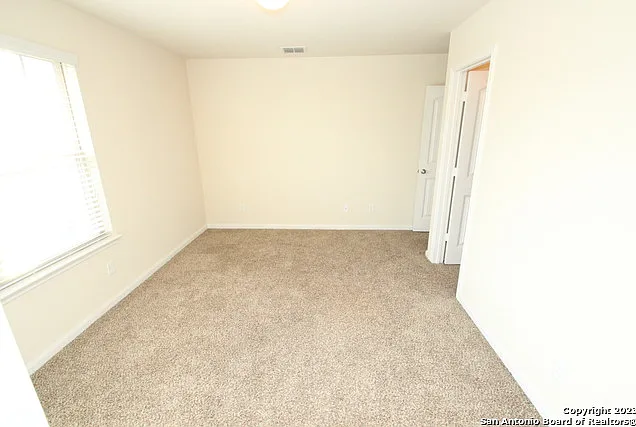 11319 Silver Rose — Photo 44