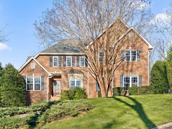 2108 Valleydale Ln, Signal Mountain, TN 37377