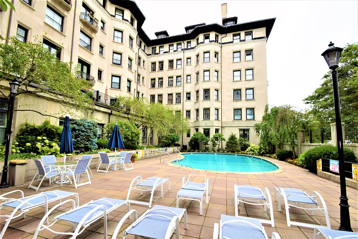 Building Photo - 416 Commonwealth Ave #210
