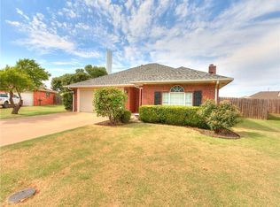 225 W Chisholm Dr, Cashion, OK 73016