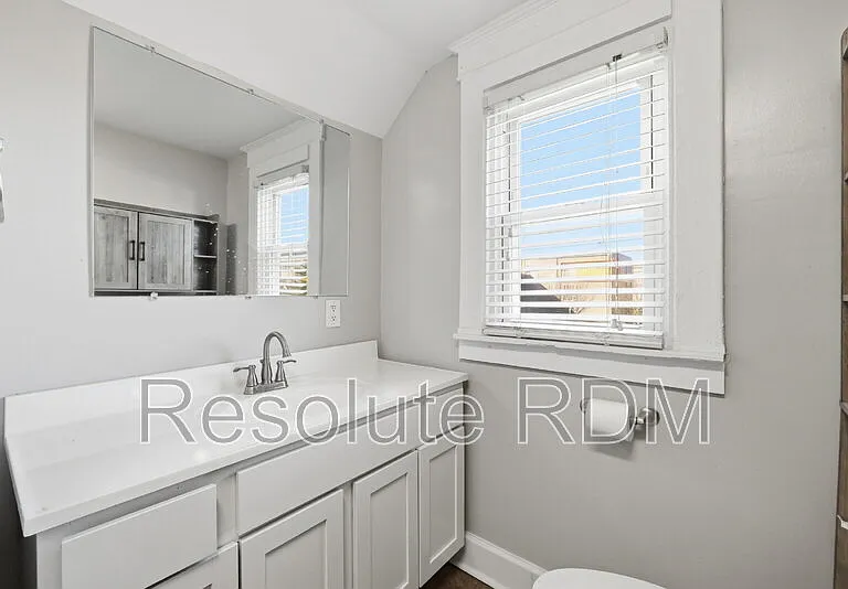 1622 Yandes St — Photo 14