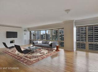 100 E Huron St APT 3701, Chicago, IL 60611