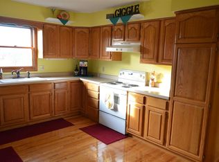 4105 SW Stone Ave, Topeka, KS 66610