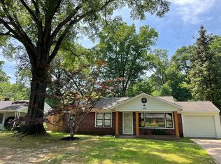1171 Perkins Ter, Memphis, TN 38117