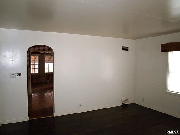 3rd image of 243 Highland Ave