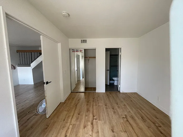 795 Archwood Ave #795 — Photo 6