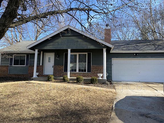 3rd image of 2041 Monks Hollow Dr