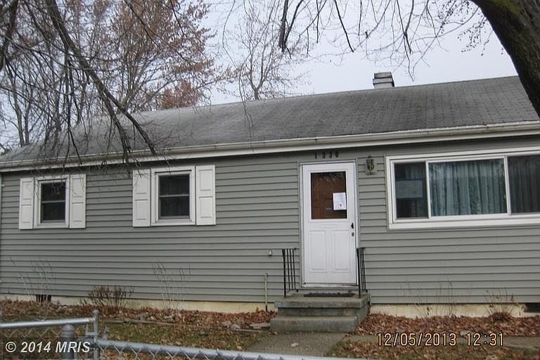 1st image of 1330 Forest Dr