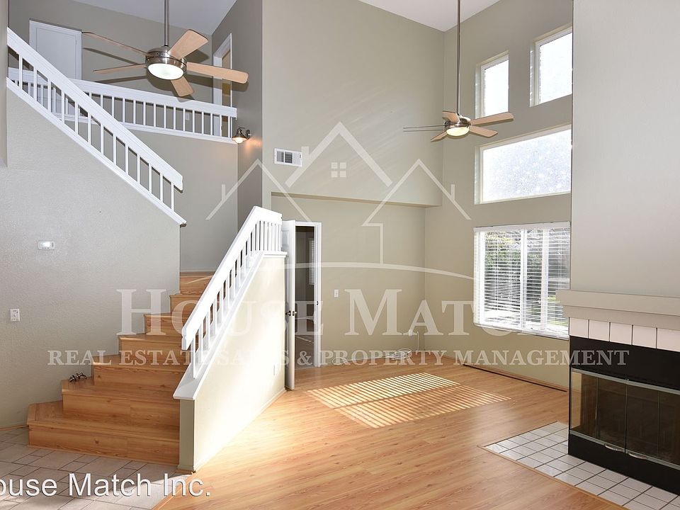 1st image of 44610 Johnston Dr