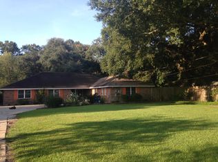 305 Oak Coulee Dr, Lafayette, LA 70507