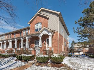 1139 River Bend Ln, Lisle, IL