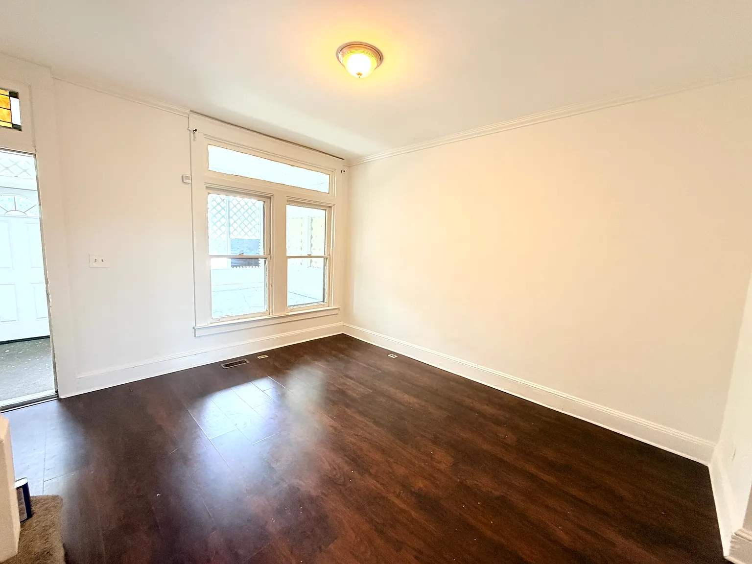 804 Whitmore — Photo 4