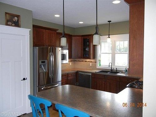 3rd image of 2231 Outback Dr