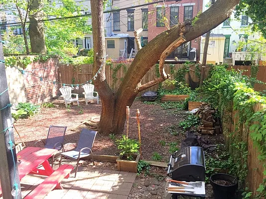 Rented by Rapid Realty Cobble Hill | media 54