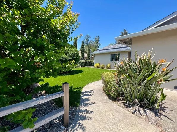 2549 Cactus Avenue, Santa Rosa, CA 95405