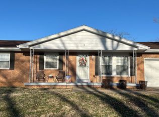 1221 N Mayfair Dr, Boonville, IN 47601