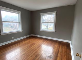 711 W 38th St #2, Kansas City, MO 64111