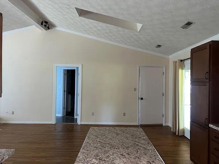 111 Faulkner Rd — Photo 6