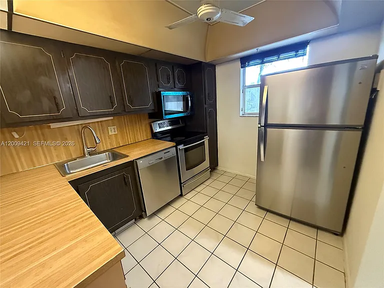 8301 Sands Point Blvd #S202 — Photo 11