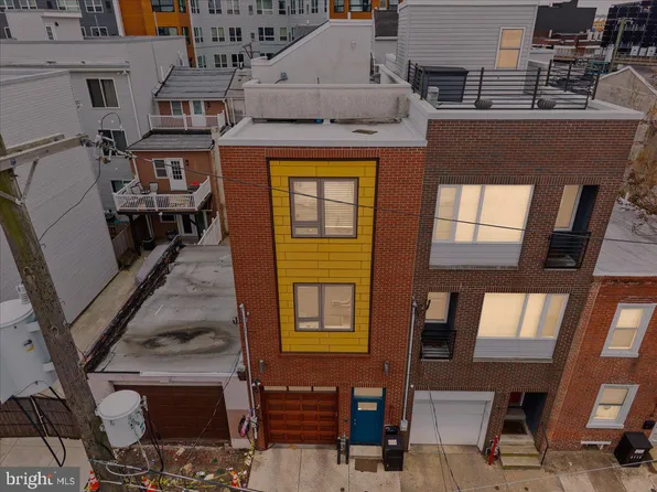 2114 Berges St, Philadelphia, PA 19125