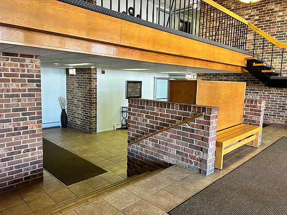 3rd image of 1053 W Ogden Ave #140