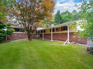 36 Lakeland Dr, South Fallsburg, NY