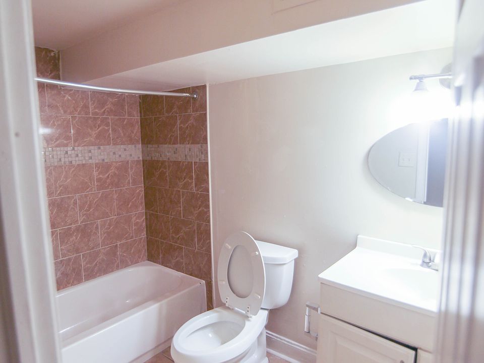 1st image of 3033 W Berks St #1
