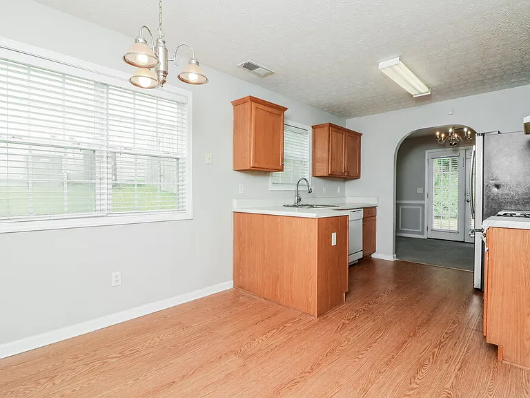 226 Overlook Ct — Photo 6