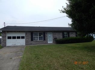 974 S 1st St, Scottsburg, IN 47170