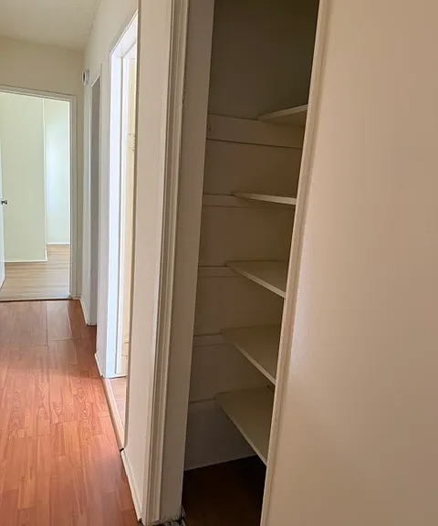 6660 Woodman Ave #201 — Photo 5